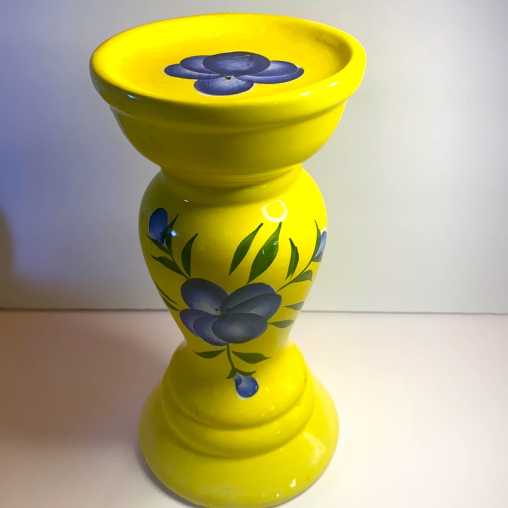 Flower 🌺 Porcelain Two Piece Candle Stands - Picture 5 of 8
